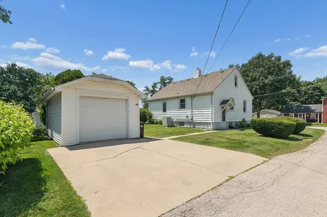11131 2ND Street Mokena IL 60448