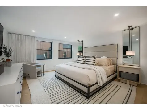 1660 North Hudson Avenue Chicago IL 60614