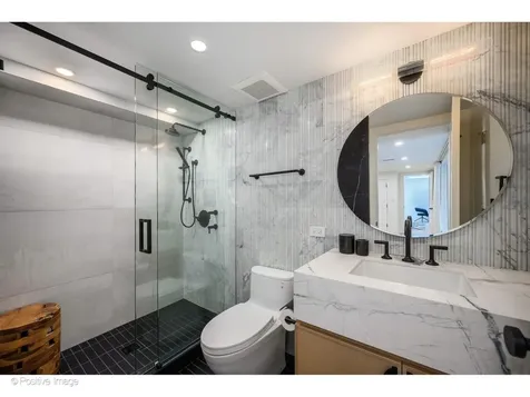 1660 North Hudson Avenue Chicago IL 60614