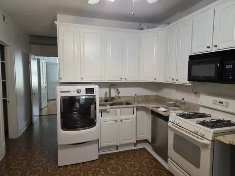 2507 West Walton Street Chicago IL 60622