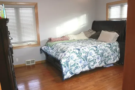 5639 North Manor Lane Norwood Park Township IL 60631
