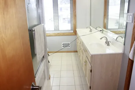 5639 North Manor Lane Norwood Park Township IL 60631