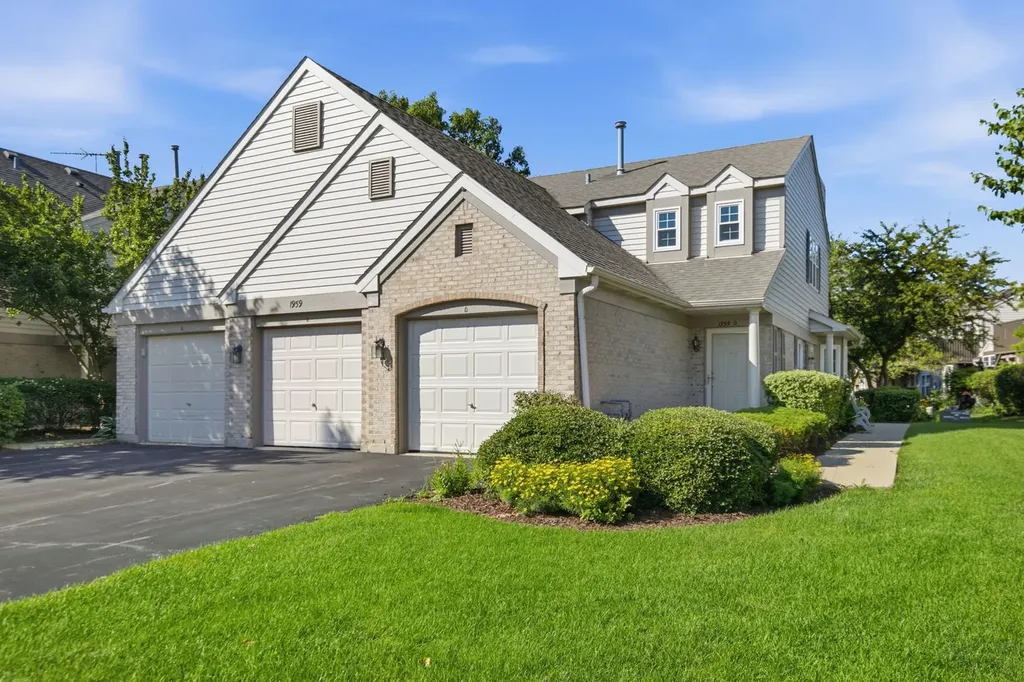 1959 Heron Avenue Schaumburg IL 60193