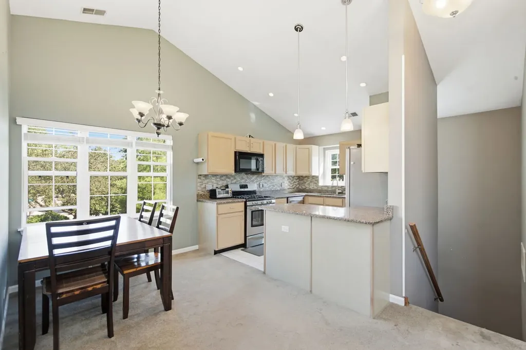 1959 Heron Avenue Schaumburg IL 60193