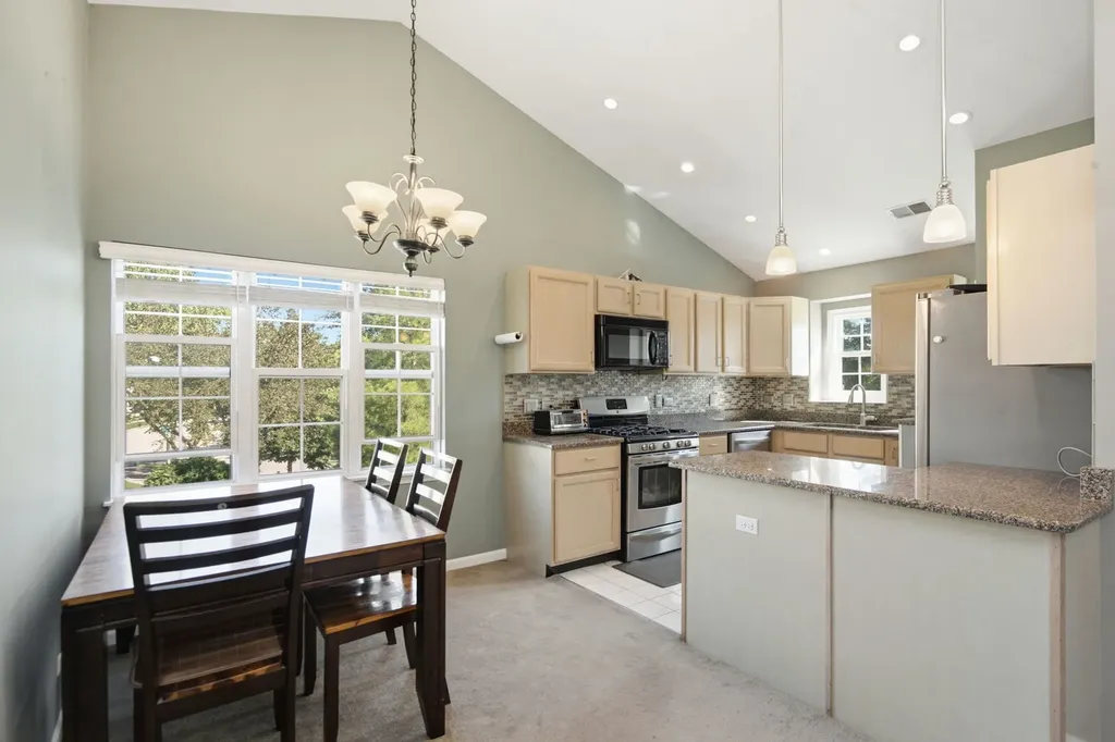 1959 Heron Avenue Schaumburg IL 60193
