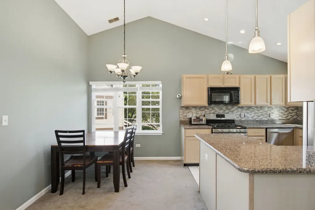 1959 Heron Avenue Schaumburg IL 60193