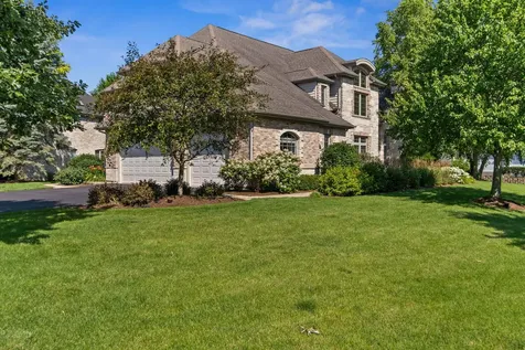 3N874 John Greenleaf Whittier Place St. Charles IL 60174