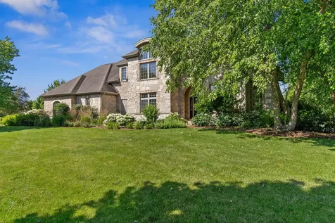 3N874 John Greenleaf Whittier Place St. Charles IL 60174