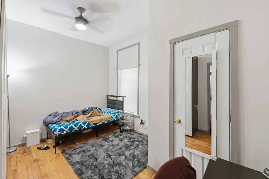 3819 South Wabash Avenue Chicago IL 60653