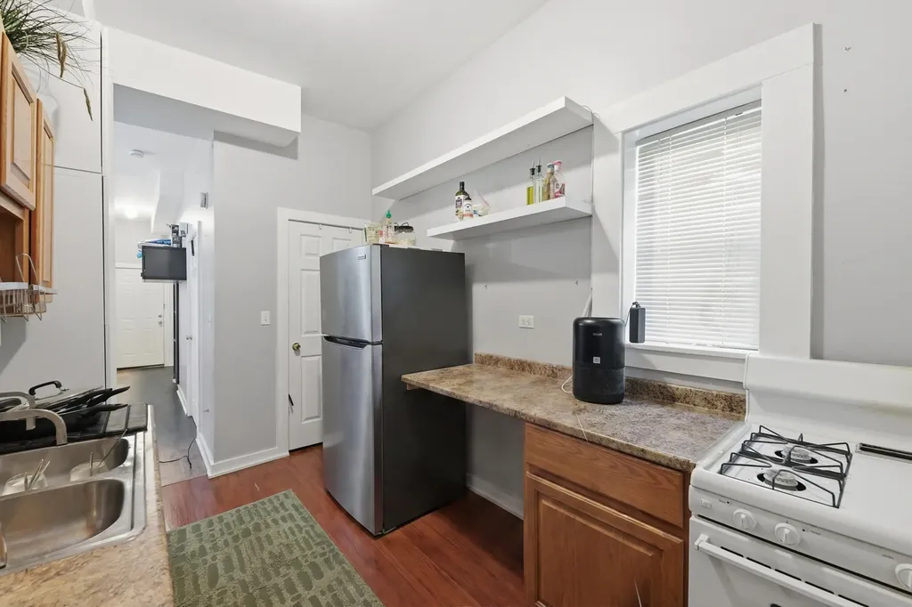3819 South Wabash Avenue Chicago IL 60653