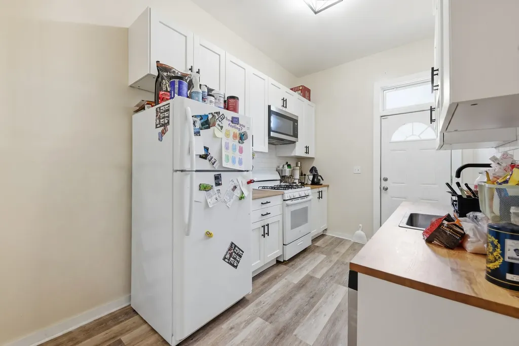 3819 South Wabash Avenue Chicago IL 60653