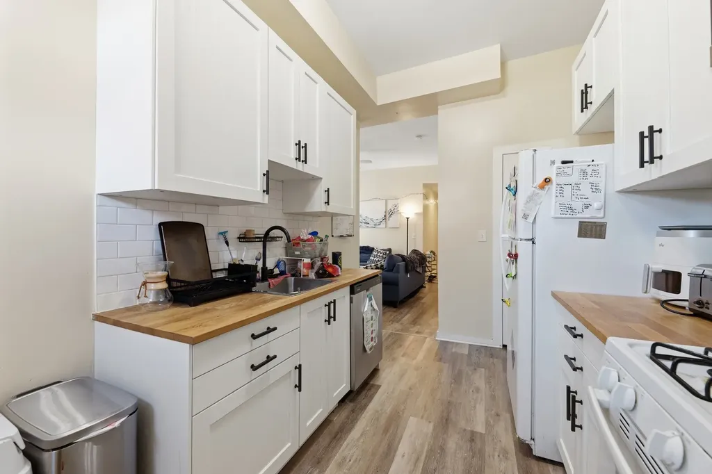 3819 South Wabash Avenue Chicago IL 60653
