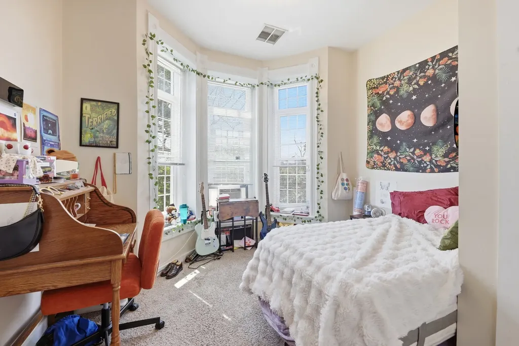 3819 South Wabash Avenue Chicago IL 60653