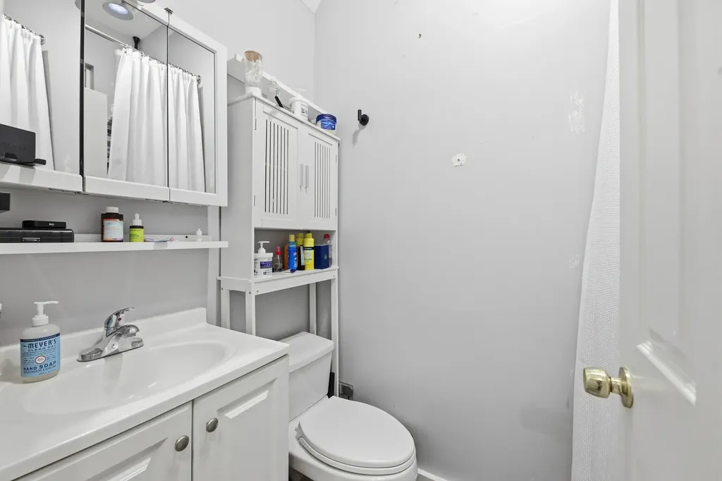 3819 South Wabash Avenue Chicago IL 60653