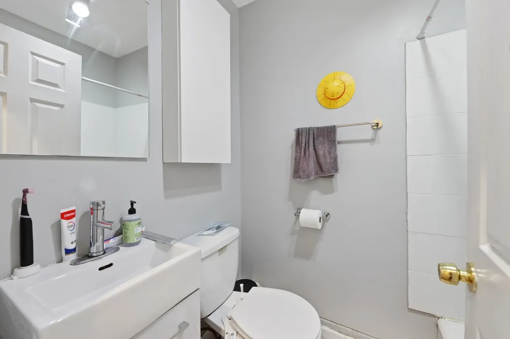 3819 South Wabash Avenue Chicago IL 60653