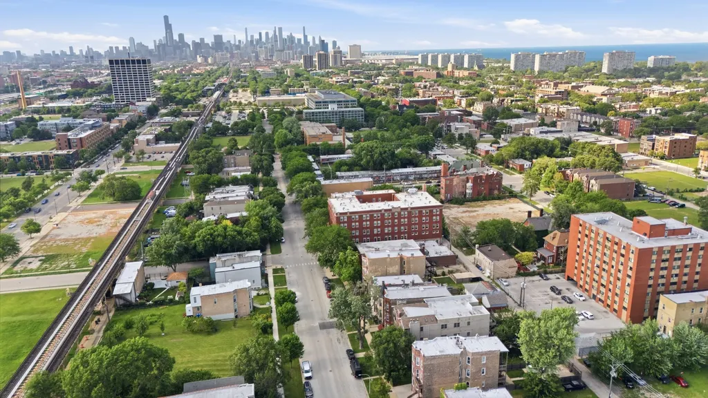3819 South Wabash Avenue Chicago IL 60653