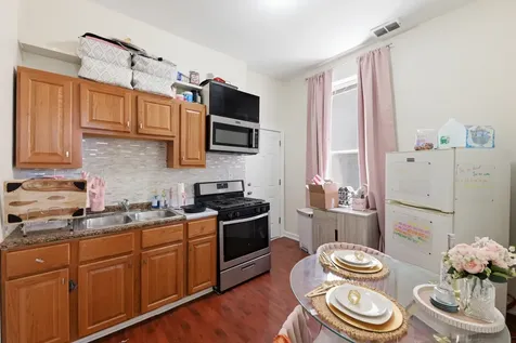 3819 South Wabash Avenue Chicago IL 60653