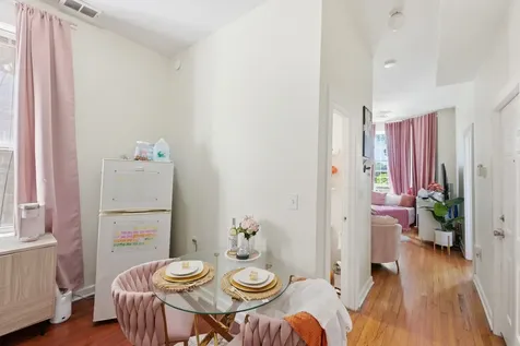 3819 South Wabash Avenue Chicago IL 60653