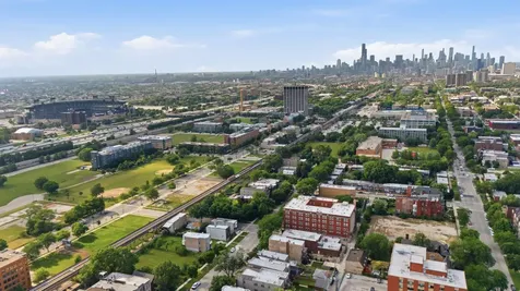 3819 South Wabash Avenue Chicago IL 60653
