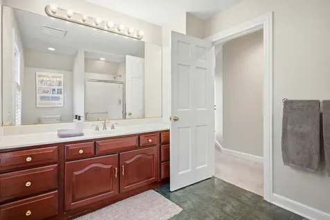 233 Valley Road Cary IL 60013