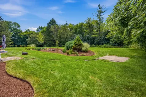 233 Valley Road Cary IL 60013