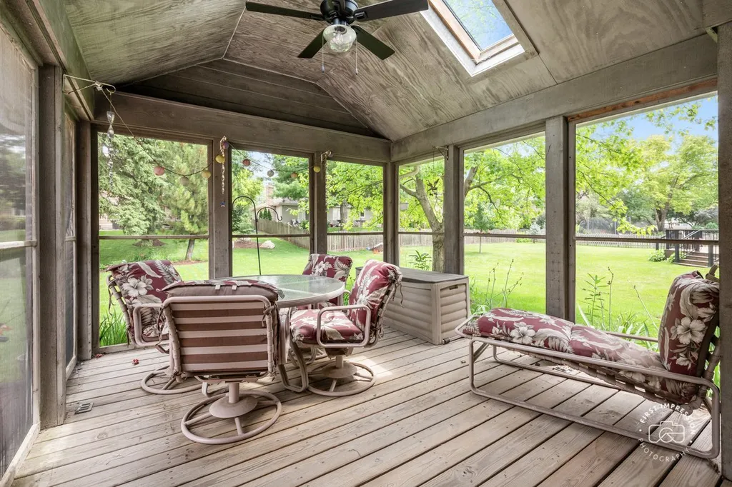 2412 Barkdoll Road Naperville IL 60565