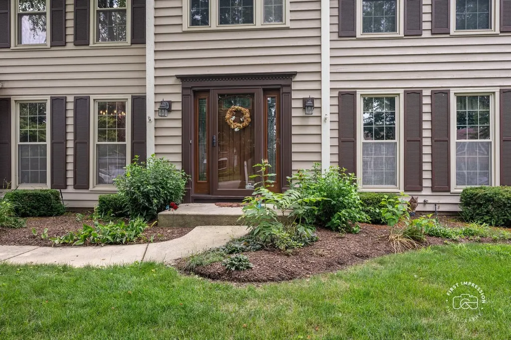 2412 Barkdoll Road Naperville IL 60565