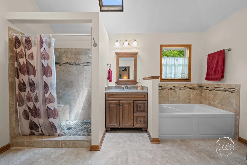 2412 Barkdoll Road Naperville IL 60565
