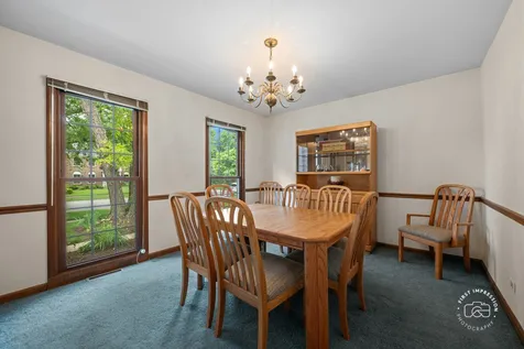 2412 Barkdoll Road Naperville IL 60565