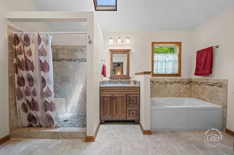 2412 Barkdoll Road Naperville IL 60565