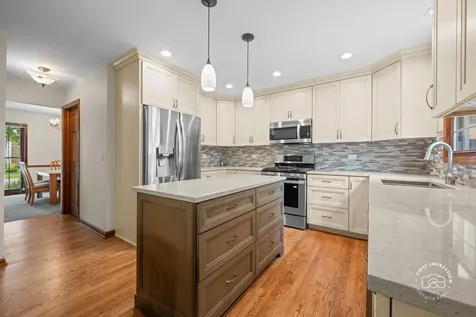 2412 Barkdoll Road Naperville IL 60565