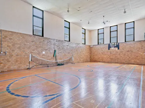 9356 Landings Lane Des Plaines IL 60016