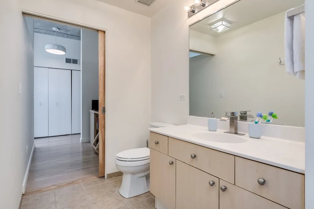 1720 South Michigan Avenue Chicago IL 60616