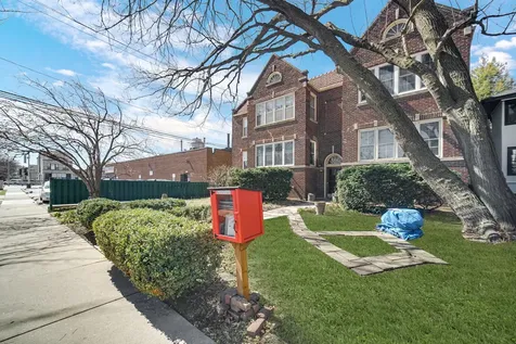 431 South East Avenue Oak Park IL 60302