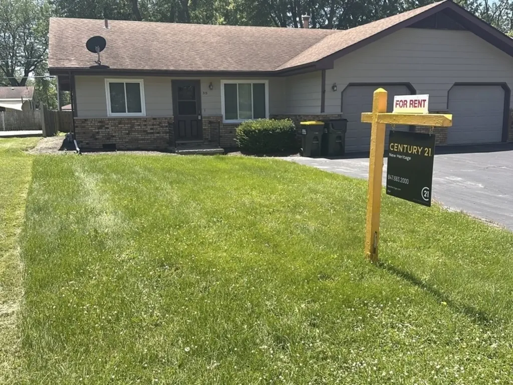 313 South Avenue Hampshire IL 60140