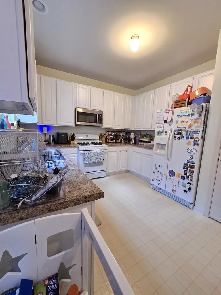 3359 Kentshire Circle Aurora IL 60504