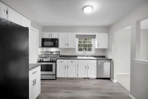 1671 Grosvenor Circle Wheaton IL 60189