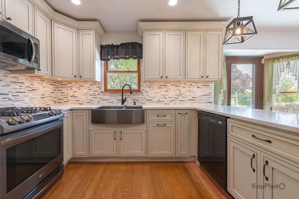 1450 Parkside Drive Bolingbrook IL 60490