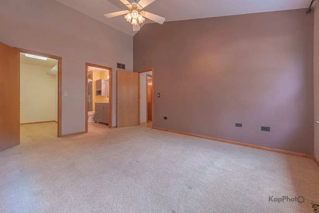 1450 Parkside Drive Bolingbrook IL 60490