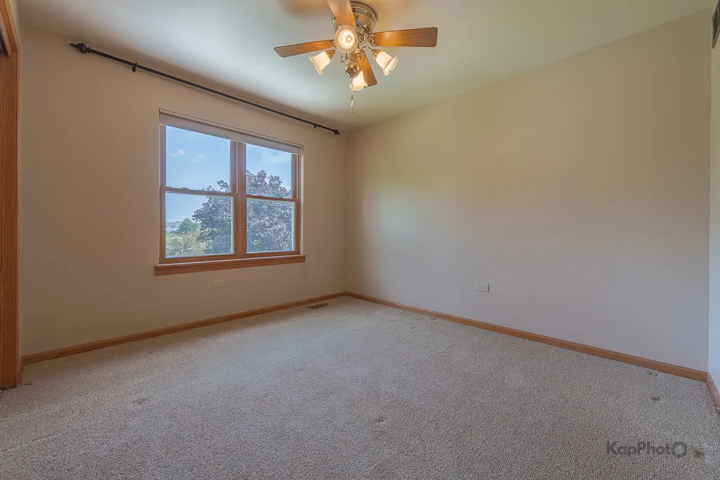 1450 Parkside Drive Bolingbrook IL 60490