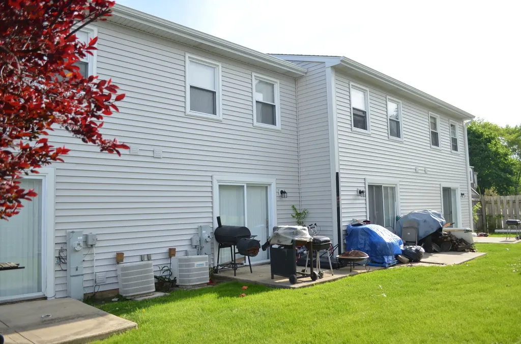 1235 Marywood Court Aurora IL 60505
