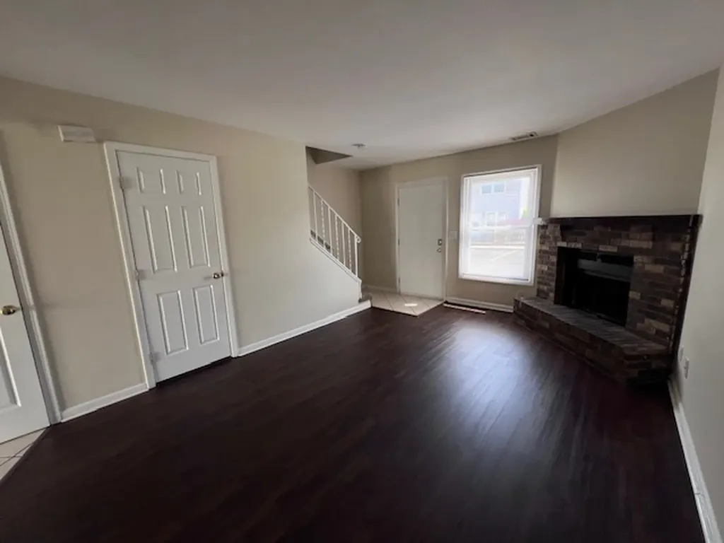 1235 Marywood Court Aurora IL 60505