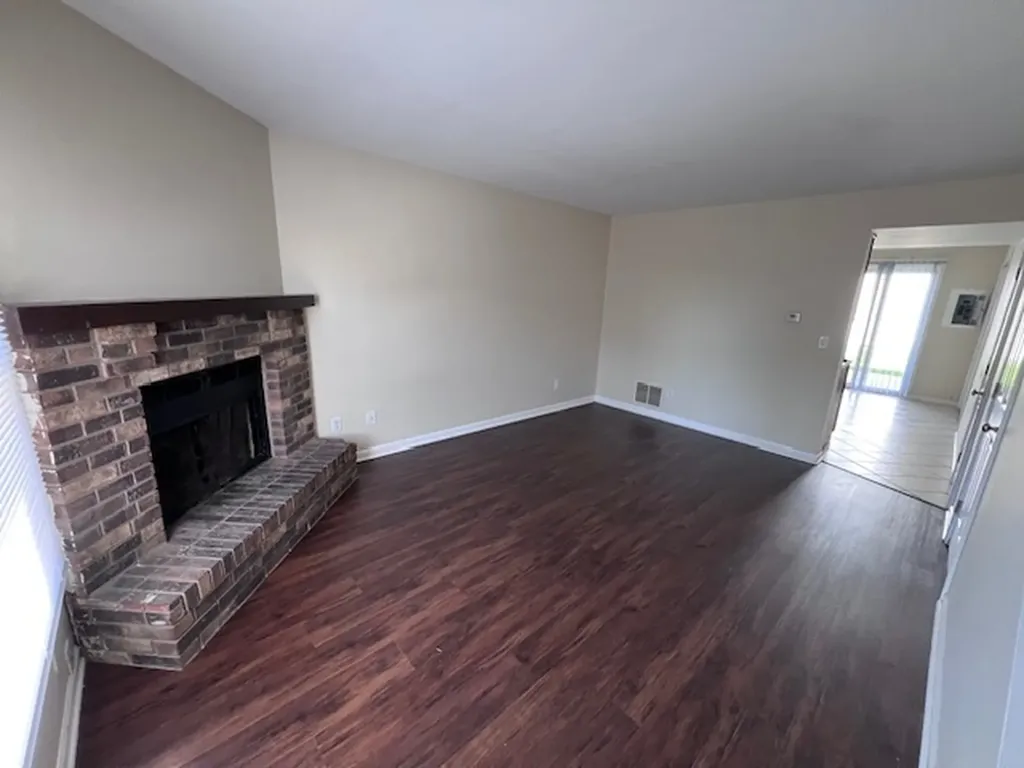 1235 Marywood Court Aurora IL 60505