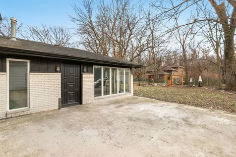 825 Cherry Lane Thornton IL 60476