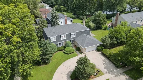 3856 Rutgers Lane Northbrook IL 60062