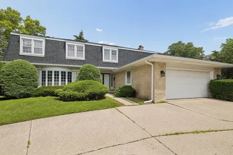 3856 Rutgers Lane Northbrook IL 60062
