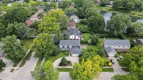 3856 Rutgers Lane Northbrook IL 60062
