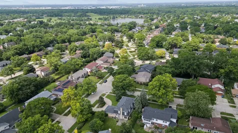 3856 Rutgers Lane Northbrook IL 60062