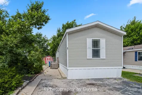 97 Big Chief Drive Bourbonnais IL 60914