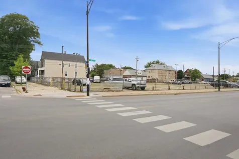 3101-3125 West 51st Street Chicago IL 60632